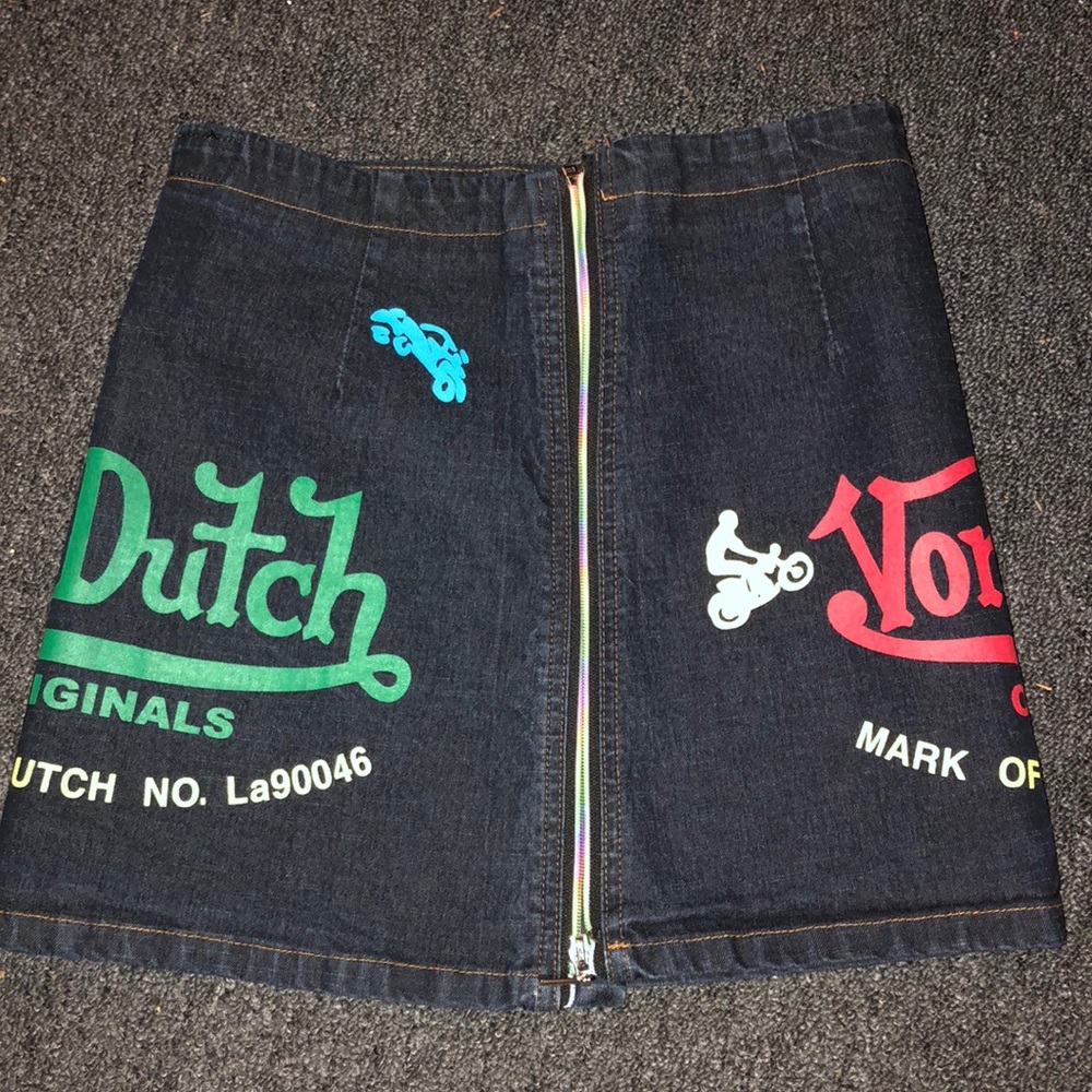 Von Dutch black skirt